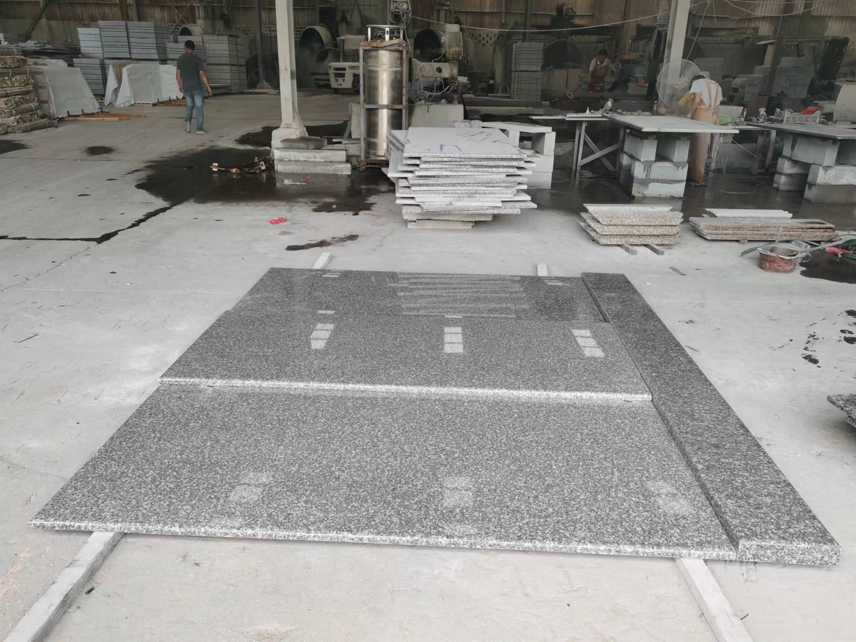 G664 cover slabs for monuments